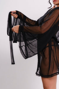 Kimono Cupid Negro - Love — Detalle de la manga — Ker Lingerie